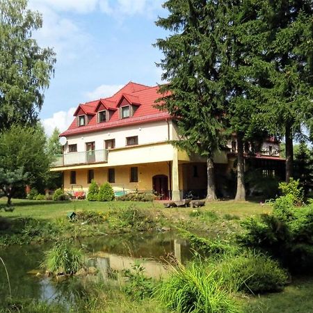 Zadrna Rezydencja Chelmsko Slaskie Exterior photo