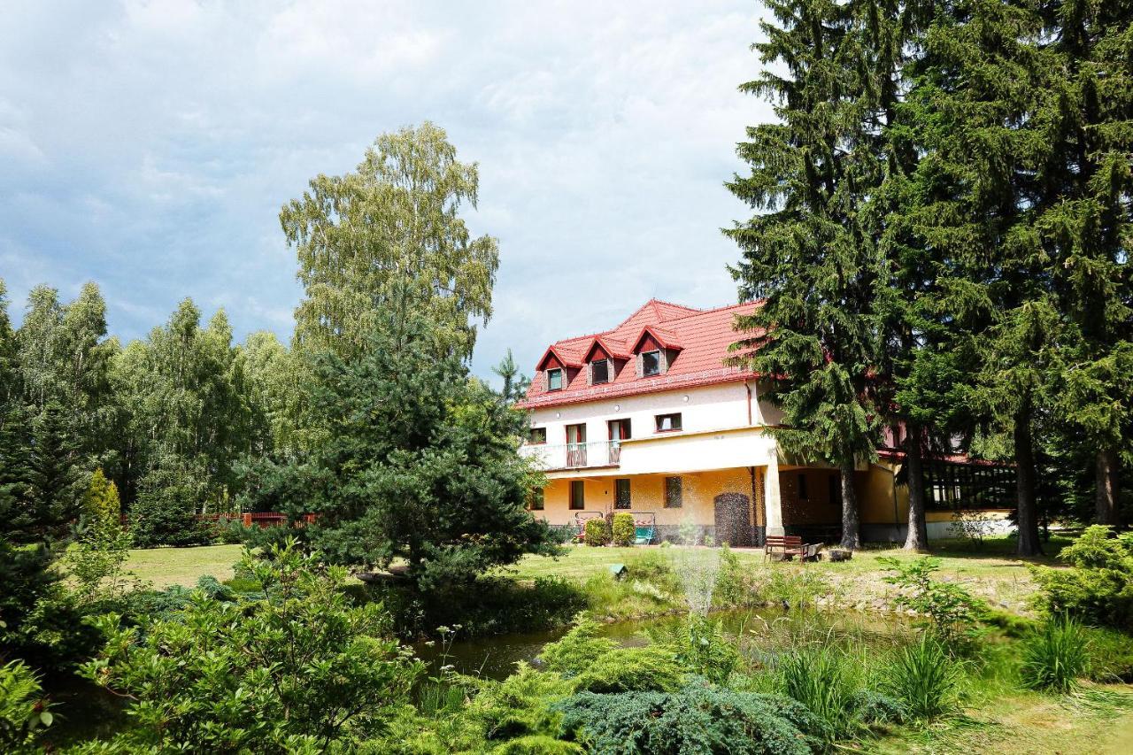 Zadrna Rezydencja Chelmsko Slaskie Exterior photo