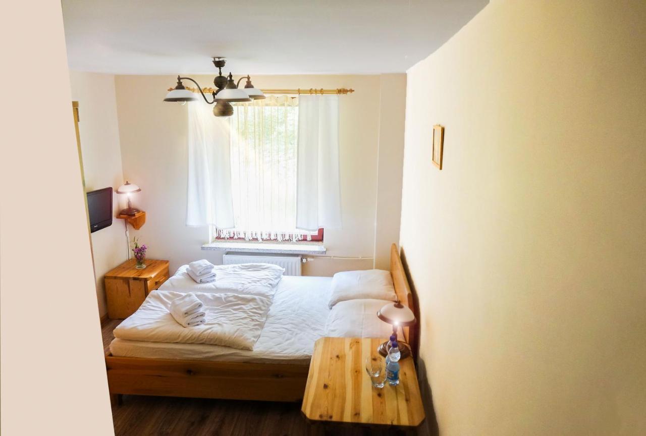 Zadrna Rezydencja Chelmsko Slaskie Exterior photo