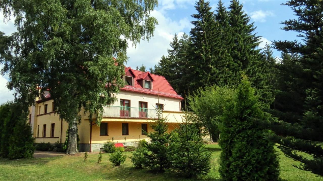 Zadrna Rezydencja Chelmsko Slaskie Exterior photo