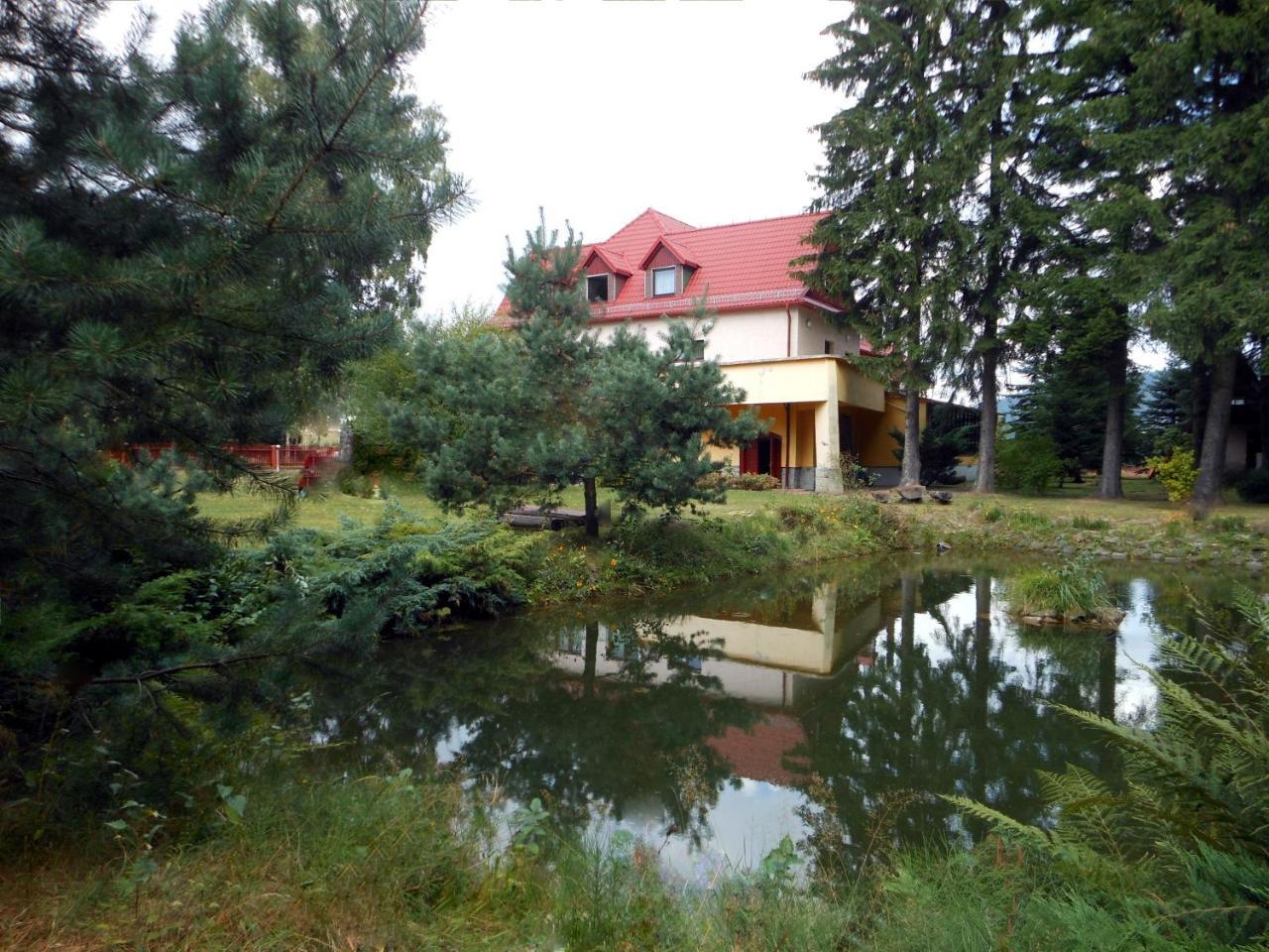 Zadrna Rezydencja Chelmsko Slaskie Exterior photo