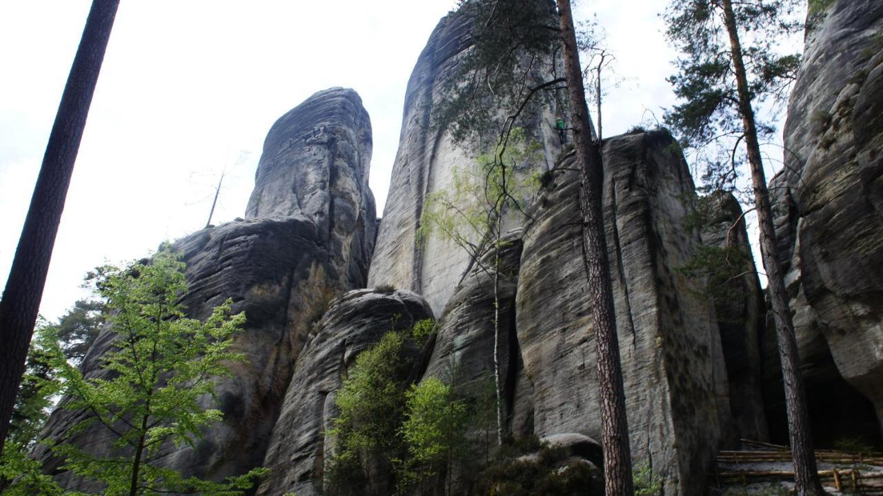 Zadrna Rezydencja Chelmsko Slaskie Exterior photo